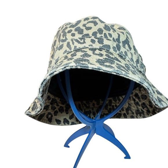 David and Young Leopard Print Bucket Hat - Picture 3 of 6